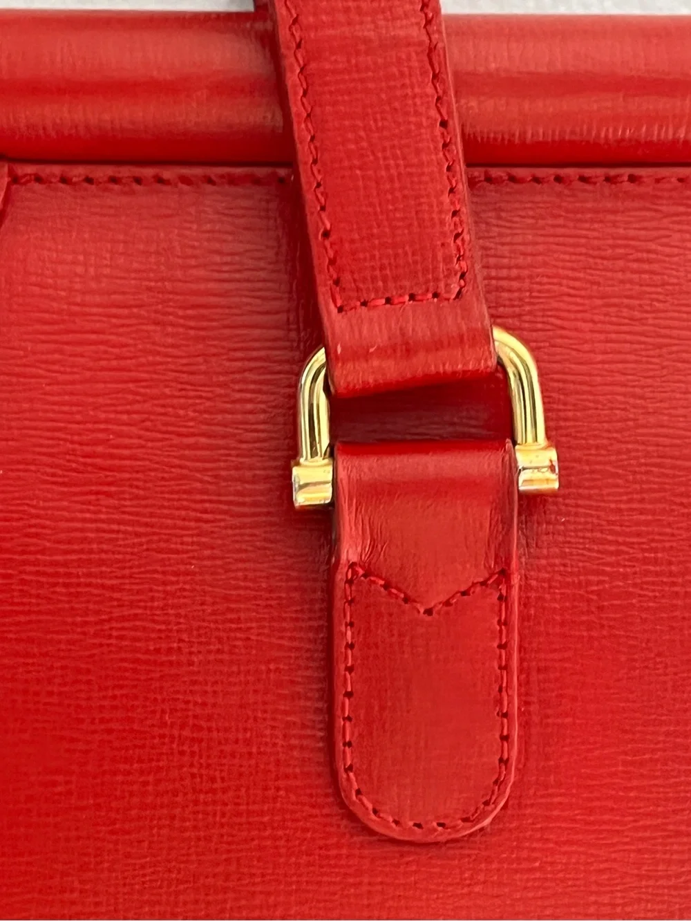 MARK CROSS RED GRAINED LEATHER ORGANIZER TOTE WITH GOLD SIDE HINGES